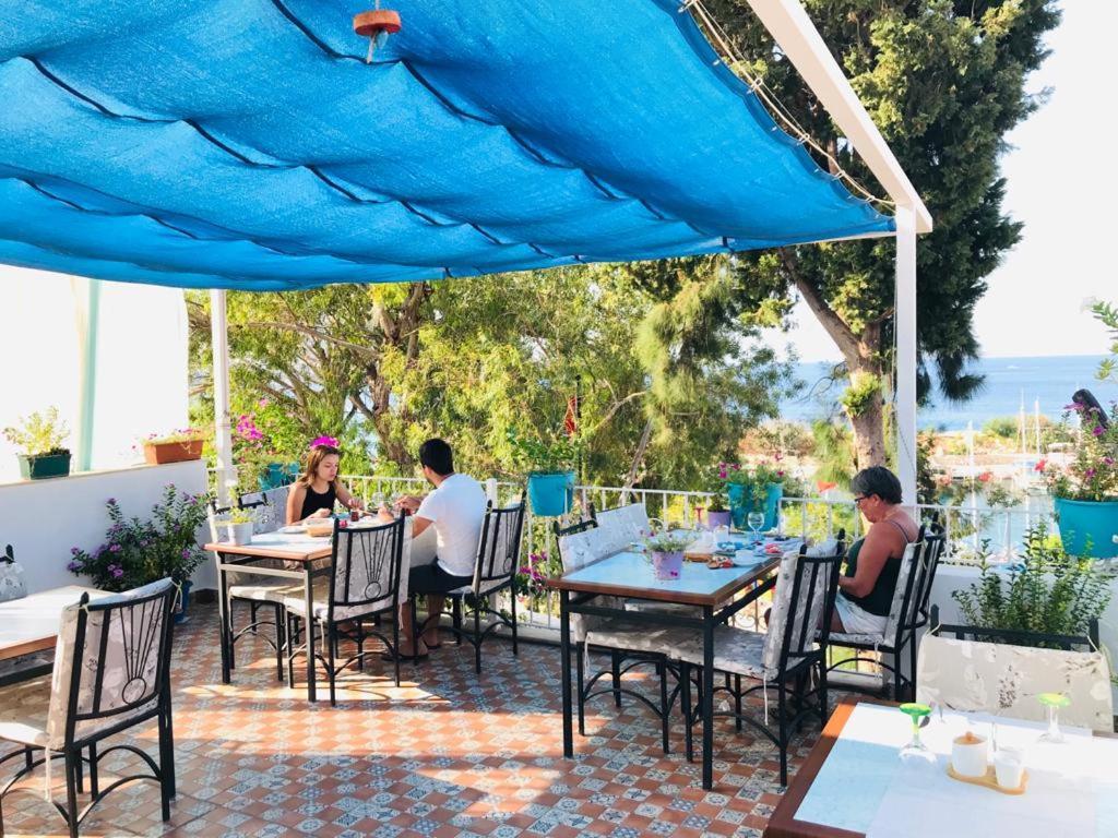 Turkuaz Pansiyon Kaş Extérieur photo